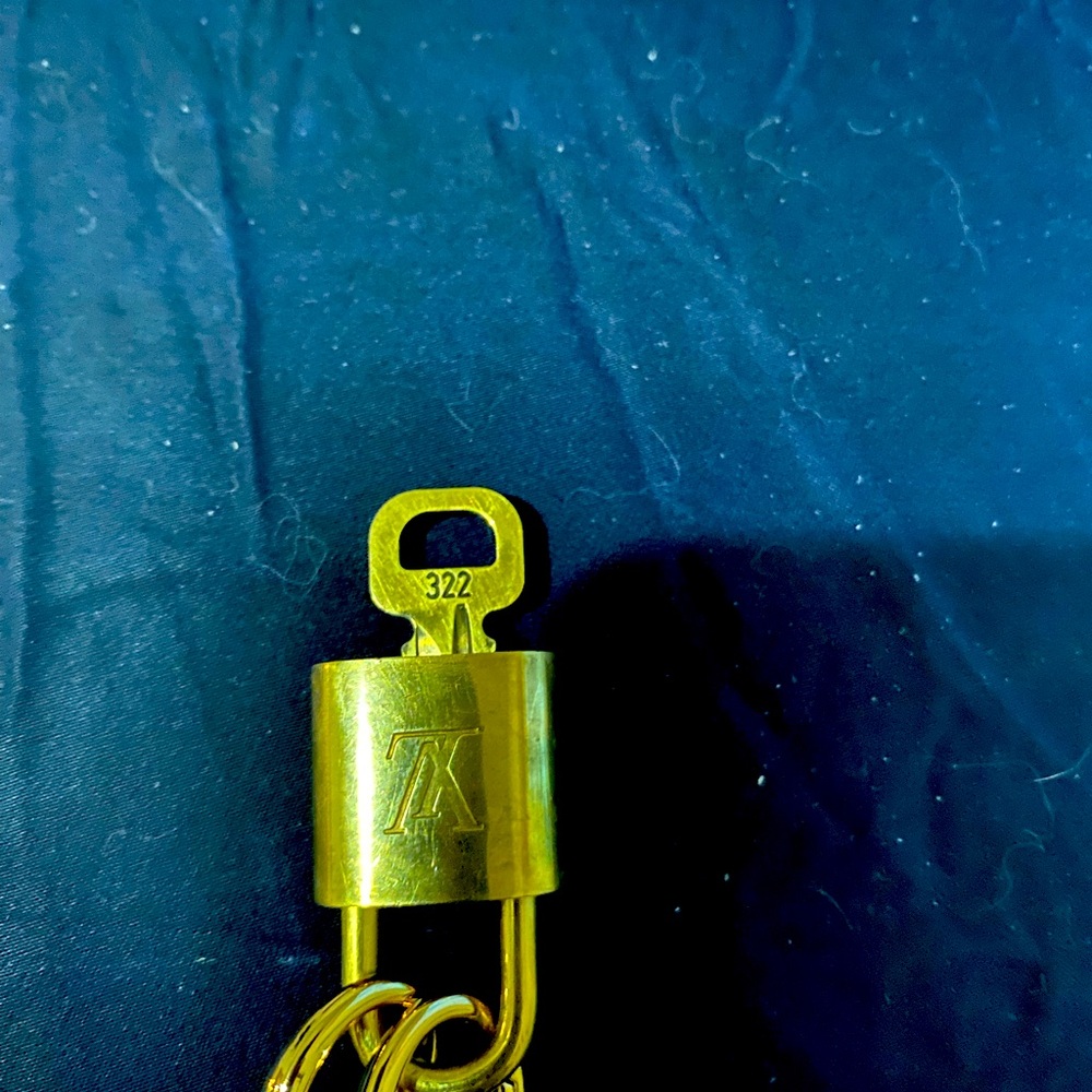 LV padlock with key  and 16” chain necklace#322